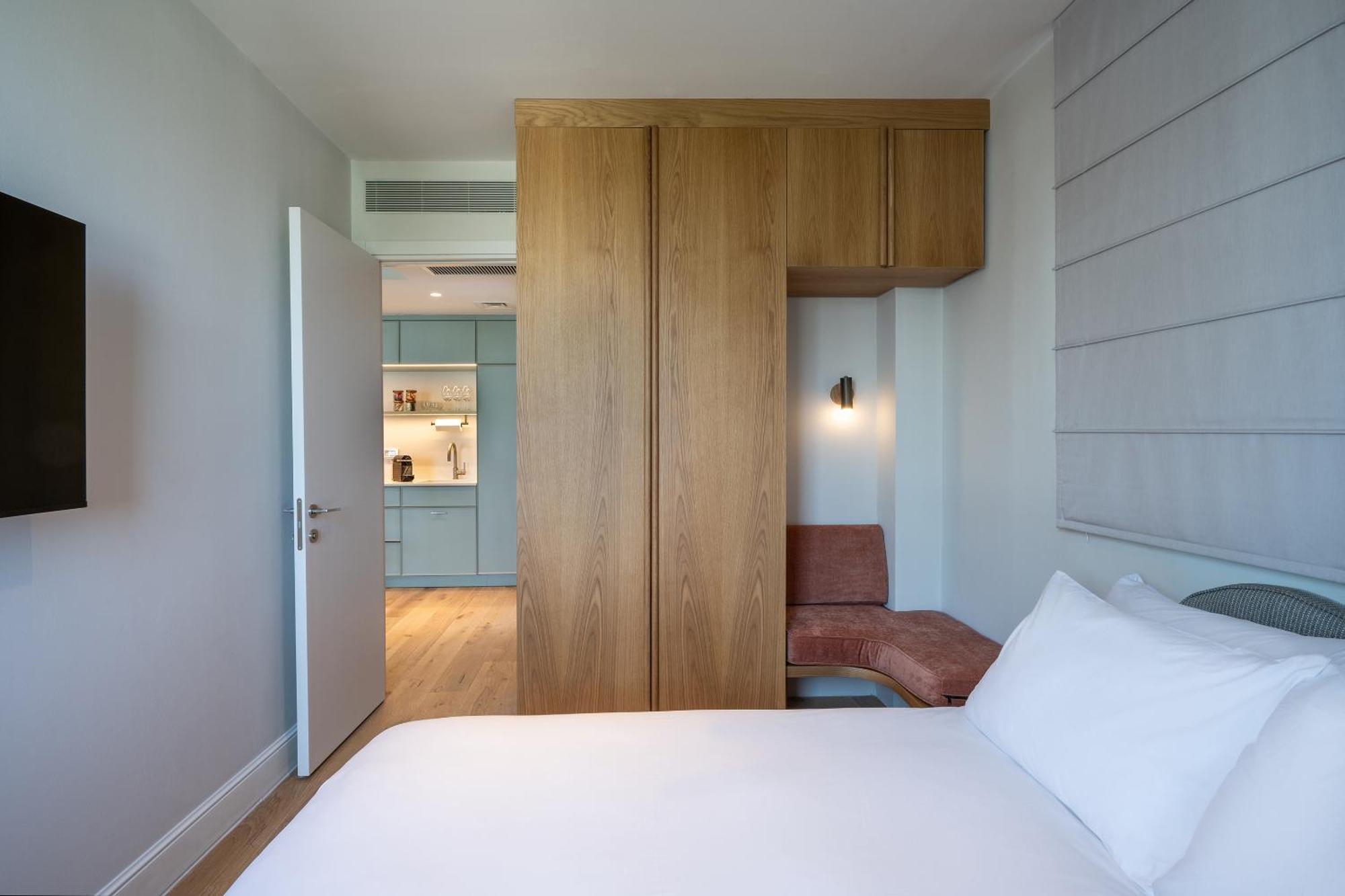 Master Mazeh Hotell Tel Aviv Exteriör bild